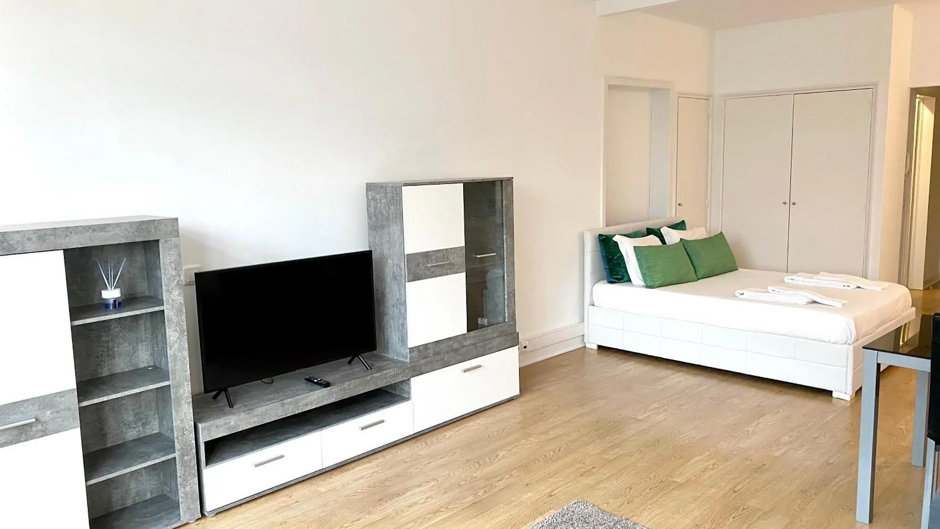 Apartamento Estoril 2 & 5- Beach Side Casino Garden Studio Portugal
